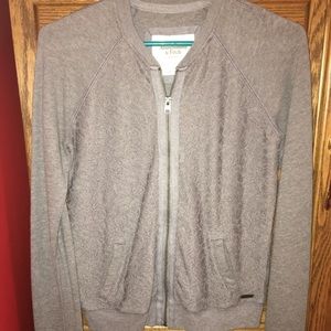 Crew zip up
